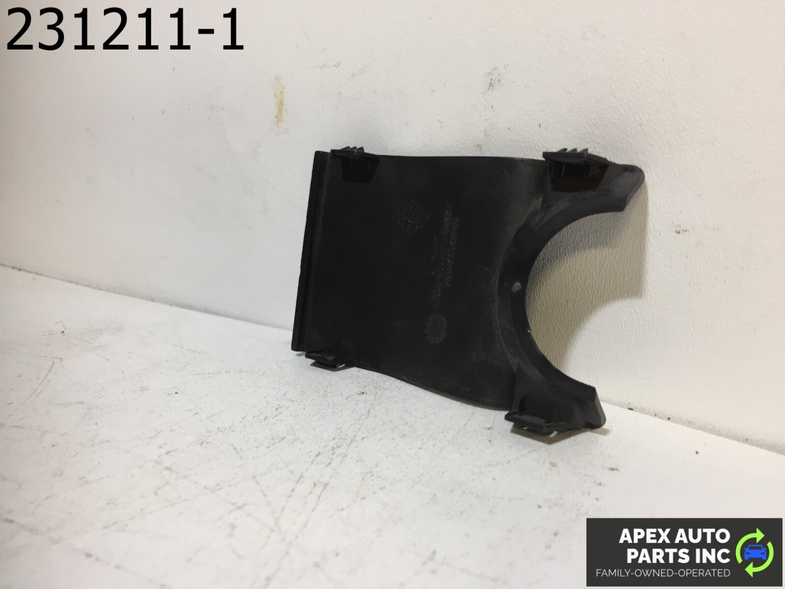 OEM GMC Terrain 2014 Windshield Sensor Mount Bracket Cover 20924034 - Image 7