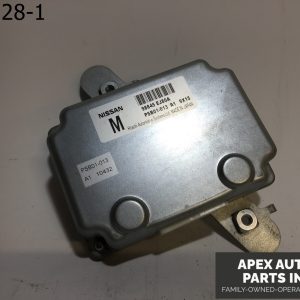 OEM Infiniti M35 2010 Dash Center Seat Belt Seatbelt Control Module Unit