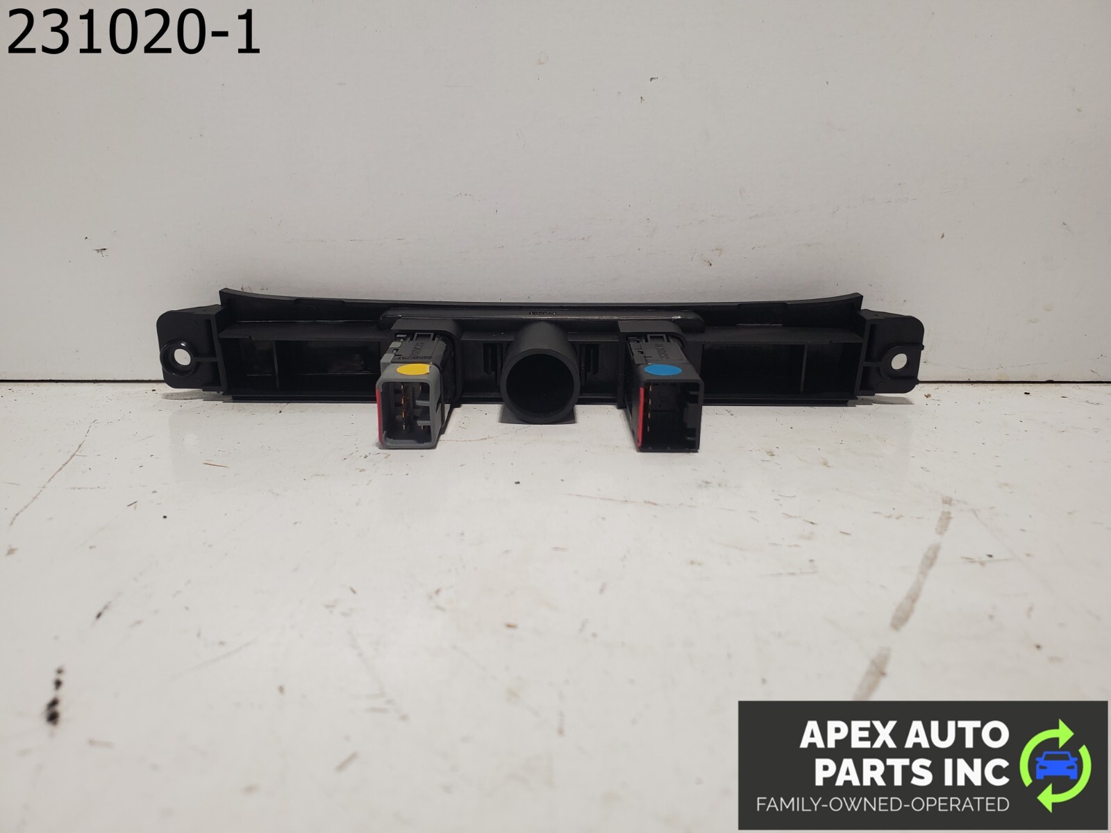 OEM Kia Sedona 08 Rear Windshield Wash ESC Switch OEM Part 93700-4D200 - Image 6