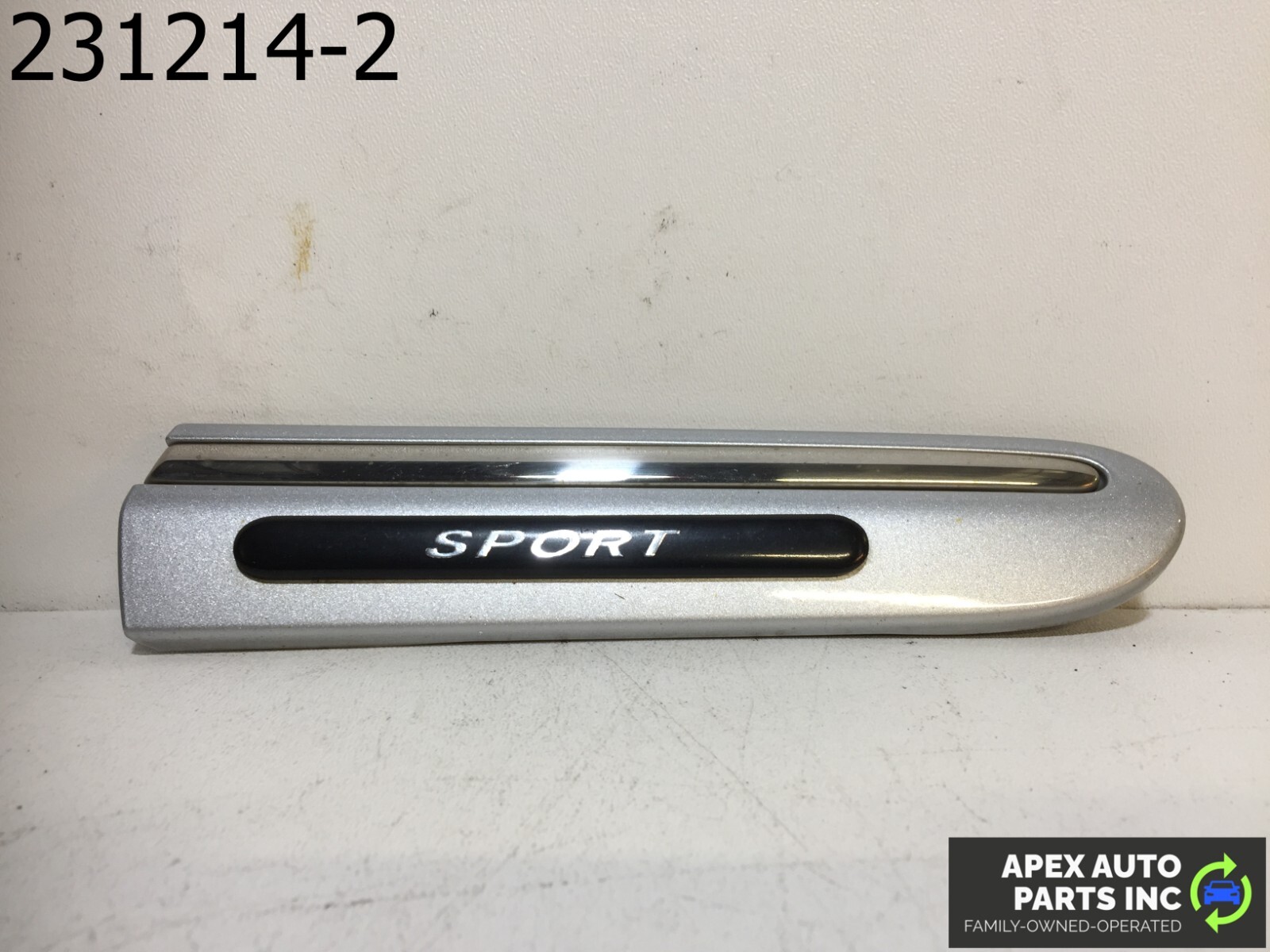 OEM Mercedes C230 2006 Front Right Passenger Fender sport Molding Trim