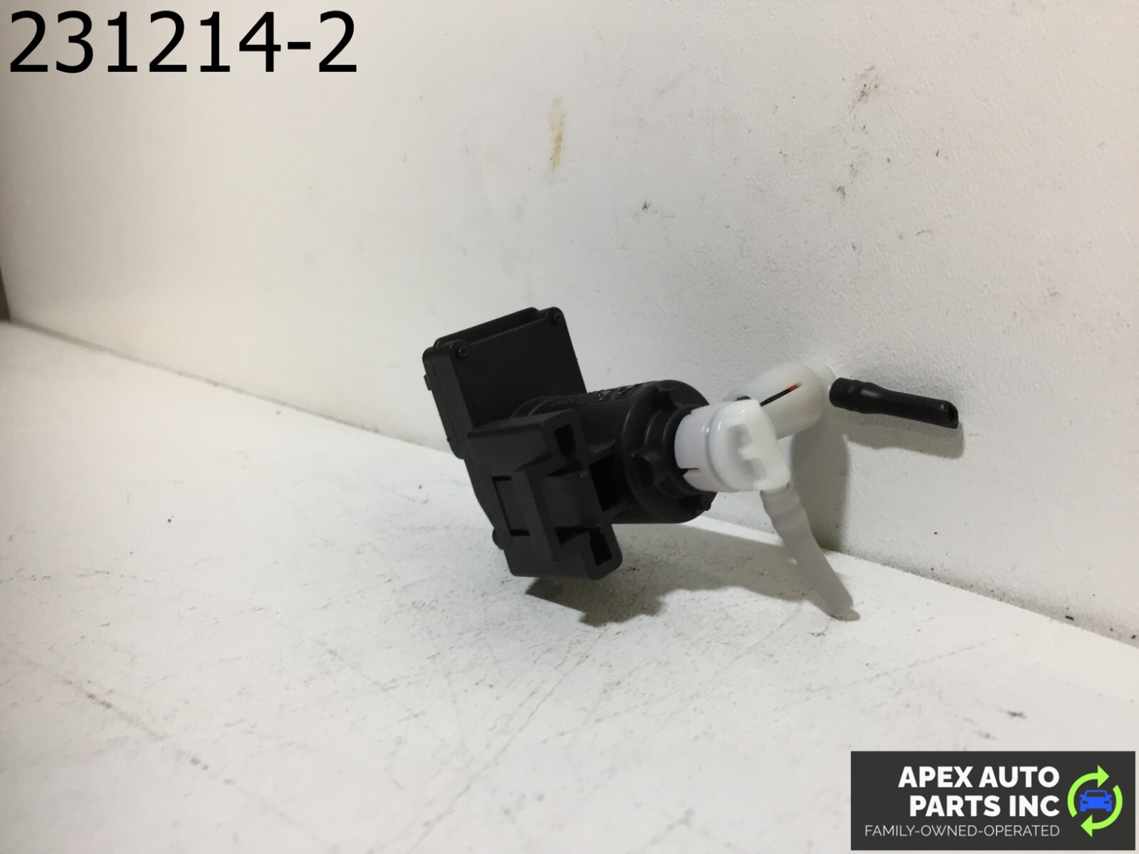 OEM Mercedes C230 2006 Fuel Purge Valve Solenoid - Image 4