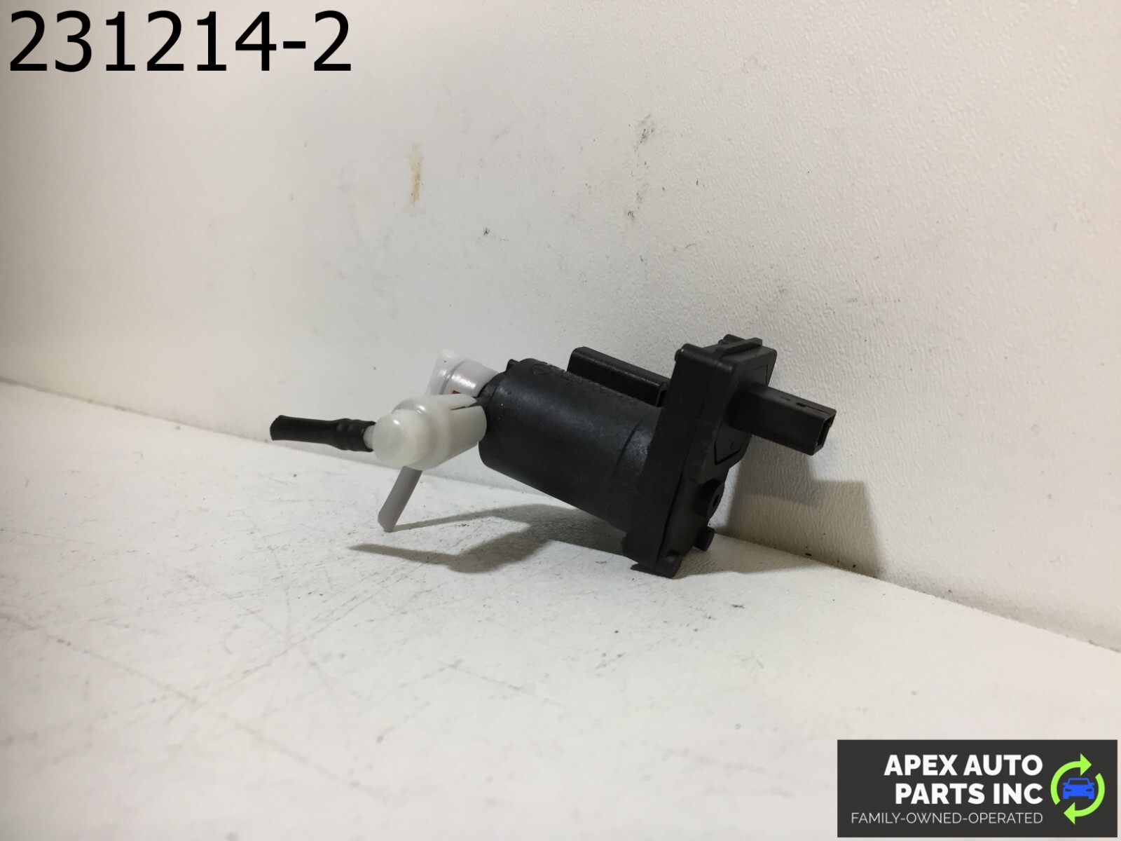 OEM Mercedes C230 2006 Fuel Purge Valve Solenoid - Image 7