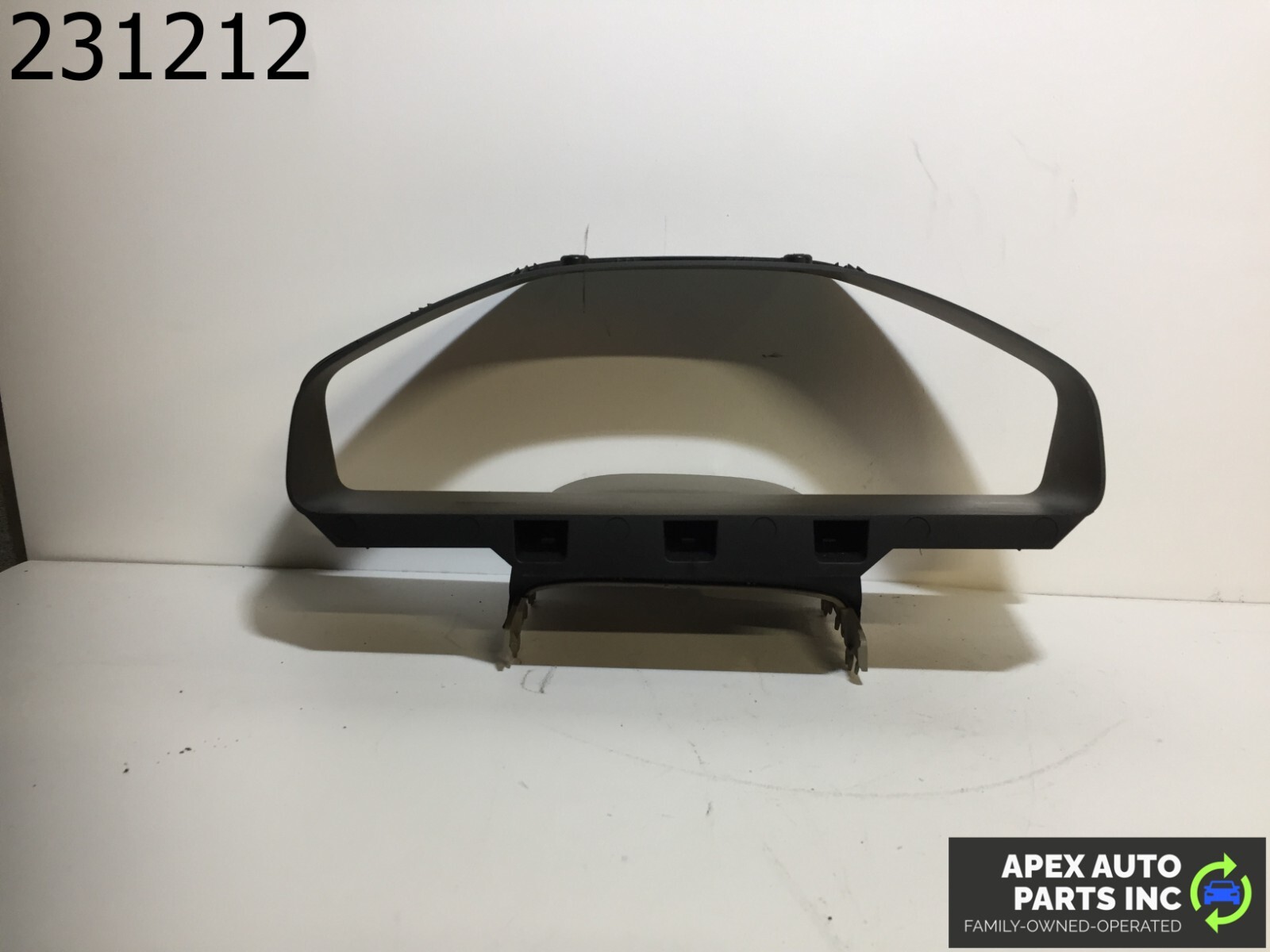 OEM Volvo XC90 2004 Instrument Gauge Cluster Bezel Trim Shroud Dash Panel - Image 5